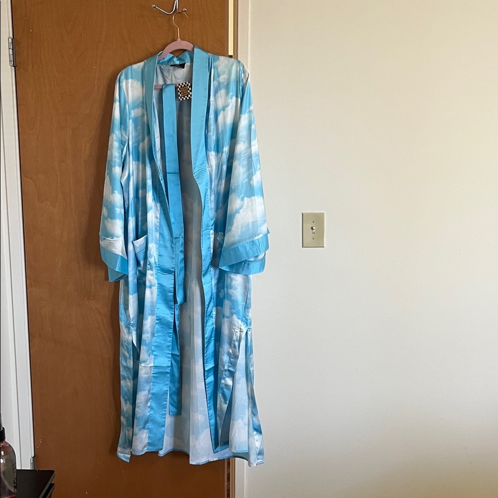 Dressed in LALA Blue and White Kimono - Picture 3 of 4